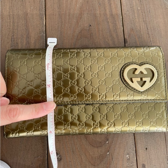 Gucci GG microguccissima gold Heart Plaque Clutch Wallet - Picture 10 of 10